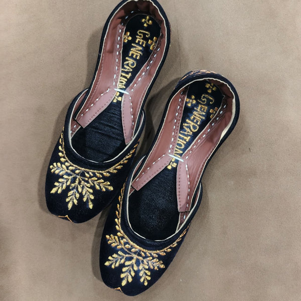 Luxurious Footwear for Women